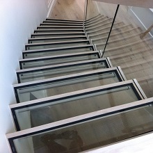 Carbon Steel Stringer Glass Curved Staircase for Commerical Project