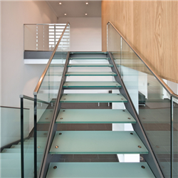 Laminated glass tread straight double stringers laminated glass staircase PR-T54