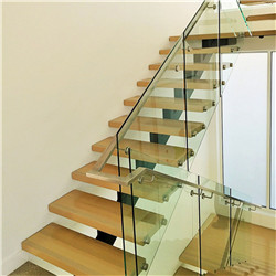 Anti-Slip Solid Wood Used Straight Staircase Design with Metal Railing